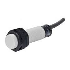 Autonics Capacitive Proximity Sensor CR18-8DN2
