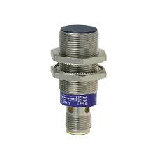 Schneider Inductive Sensor XS1N18PC410D